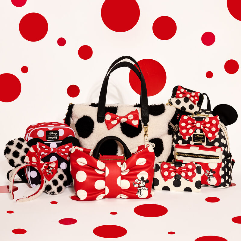 Minnie Mouse Rocks the Dots Classic Nylon Passport Crossbody Bag LFY