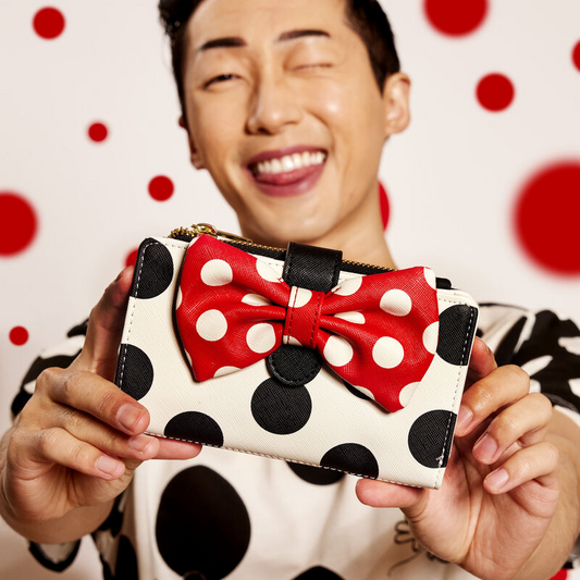 Minnie Mouse Rocks the Dots Classic Flap Wallet LFY